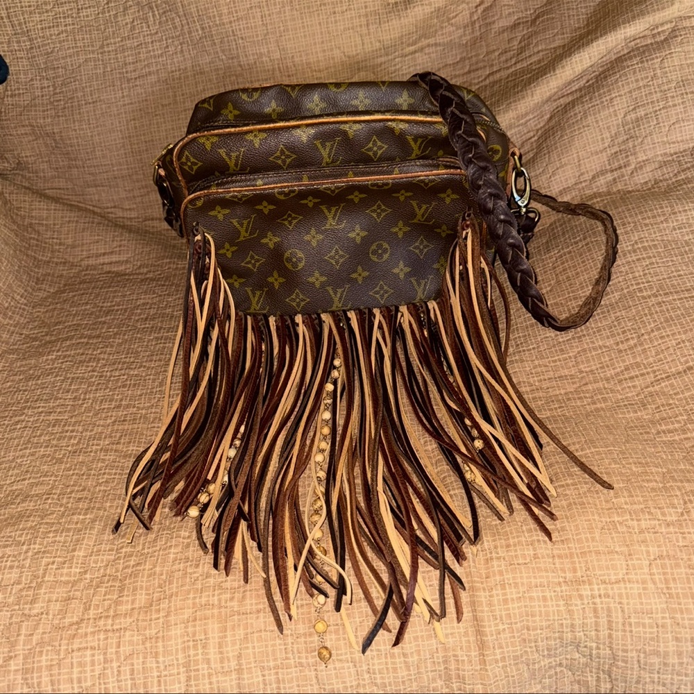 Authentic Louis Vuitton Brown Monogram Fringe Crossbody Bag